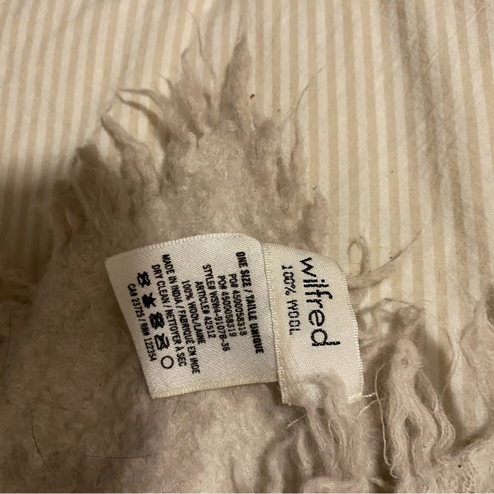 Wilfred wool scarf